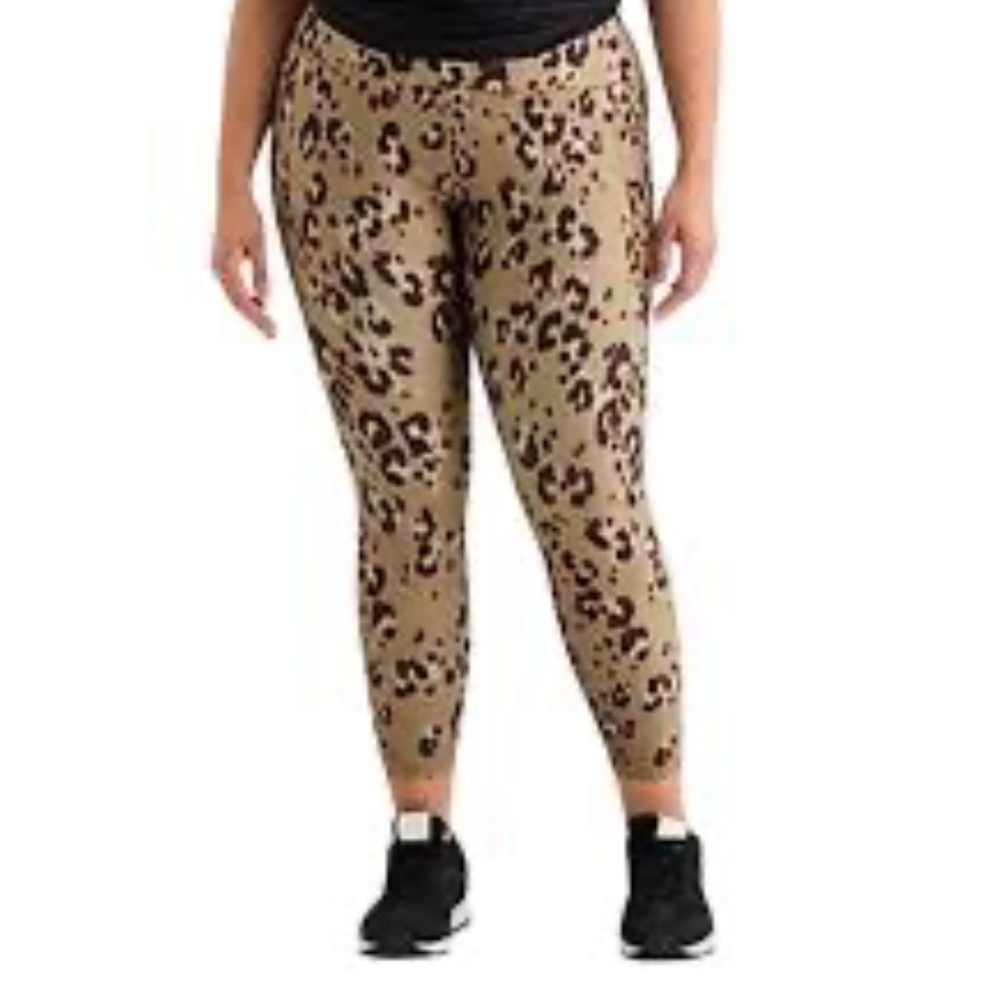 Women’s Xersion Plus Size Leopard Print Leggings Sz 1X NWT